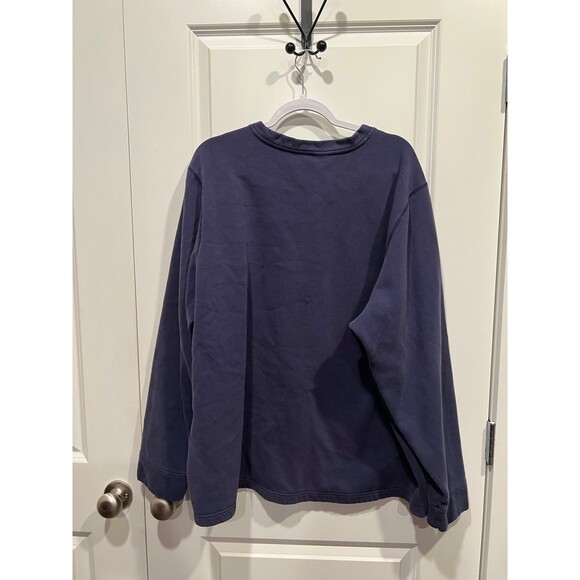 Under - Picture 4 of 4